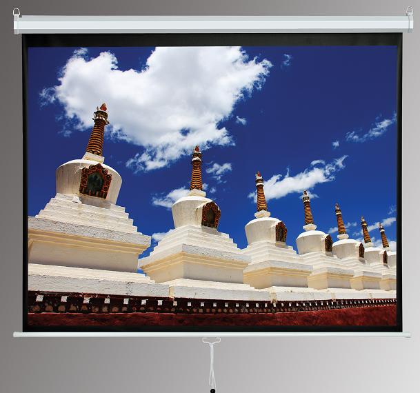 manual wall screen.JPG